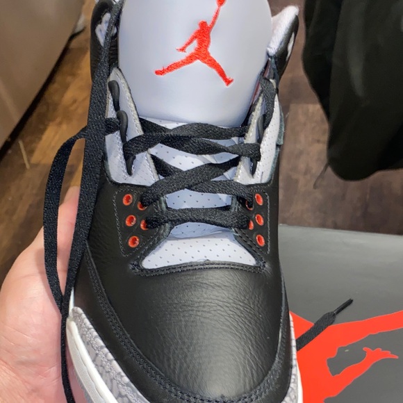 Jordan Air Jordan 3 Retro Black and Fire Red Athletic Shoes - Picture 4 of 4